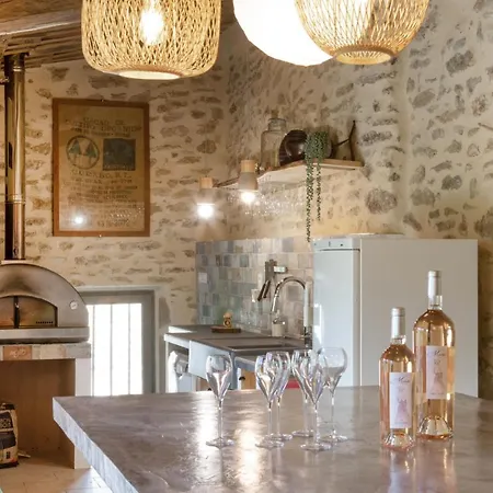 Maison Du Bonheur 10pers Piscine Privee Et Chauffee غراينا